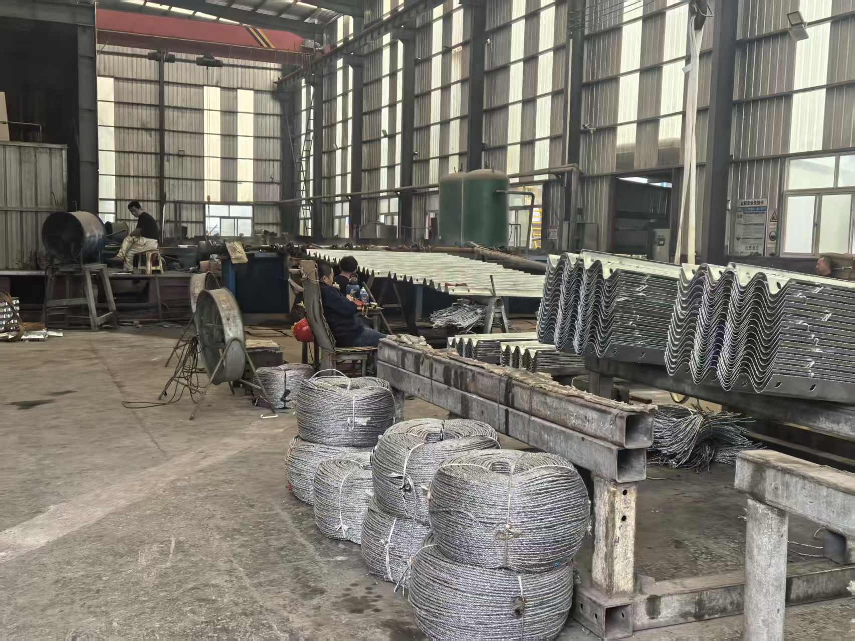 景德镇市环氧锌基波形护栏三波波形护栏 - 一站式服务